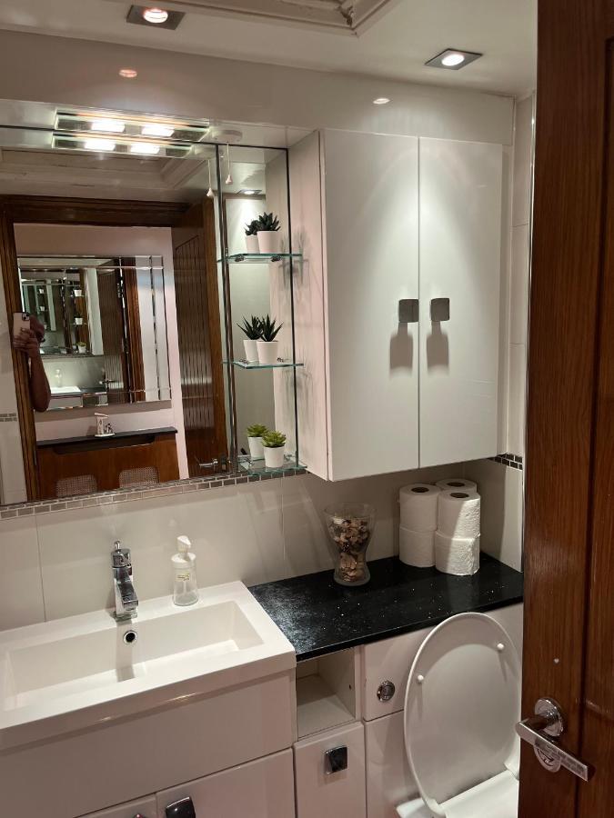 Stunning 1 Bedroom In Stunning Location - Mayfair Area London Kültér fotó